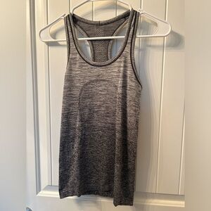 Lululemon grey tank size 4
